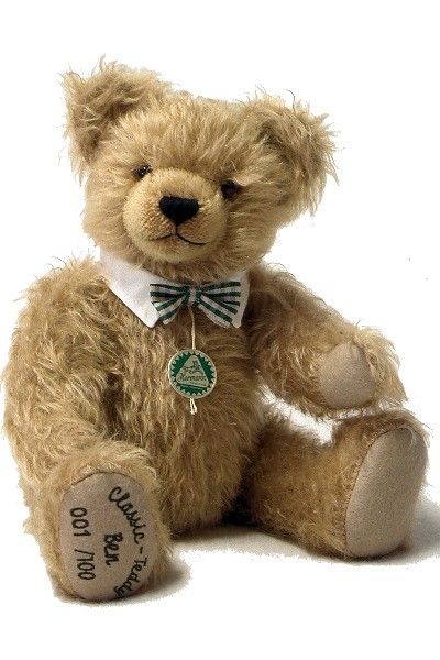 BEN <br> CLASSIC GROWLER <br> TEDDY BEAR