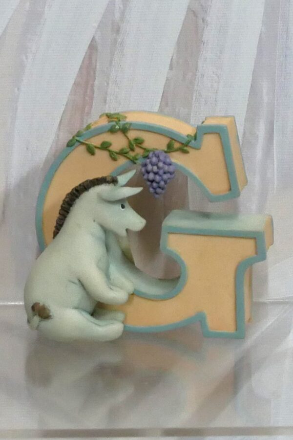 ALPHABET LETTER <br> POOH "G"